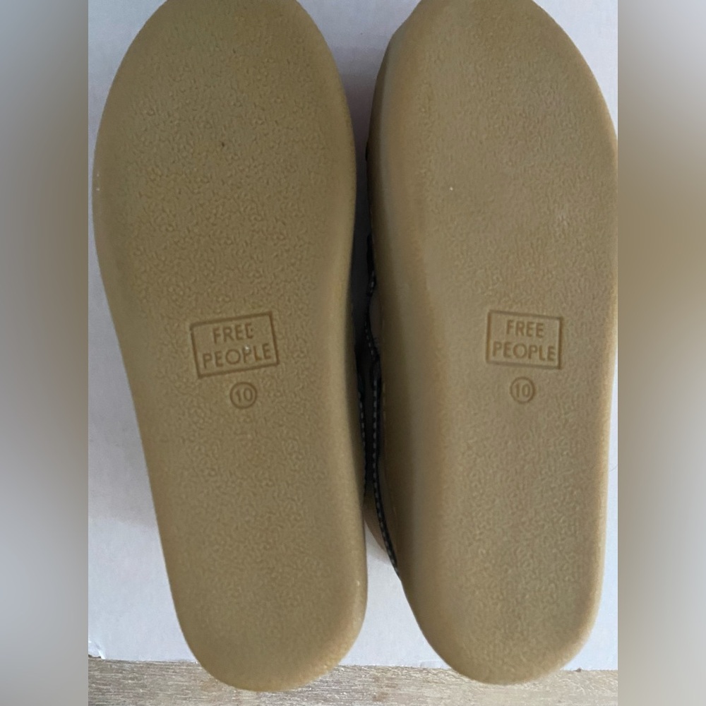 Free People Tan Ankle Boots - Picture 9 of 9